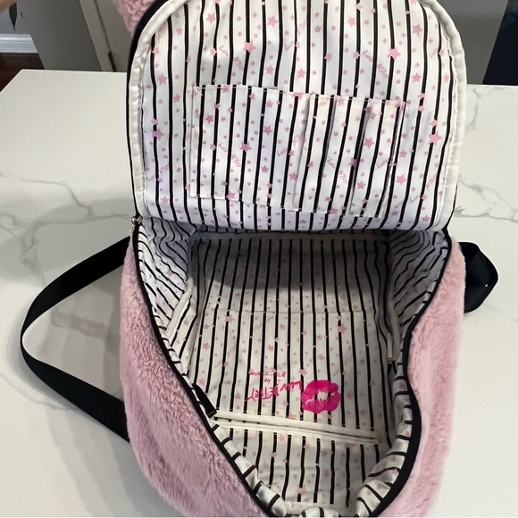 Betsey Johnson pink and black fuzzy backpack - Picture 4 of 11